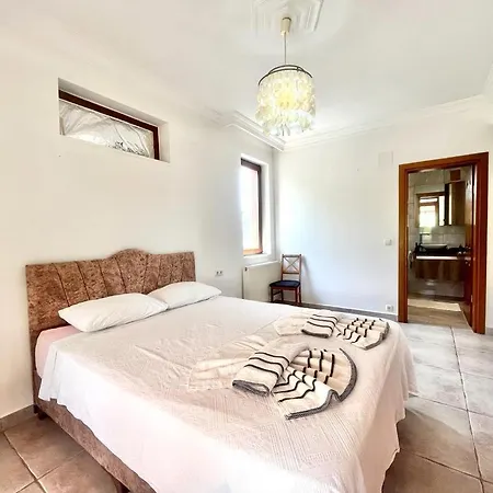Grapes Villa *